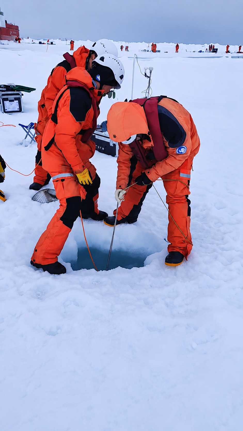 RouLine custom cable solutions in extreme cold environments.jpg