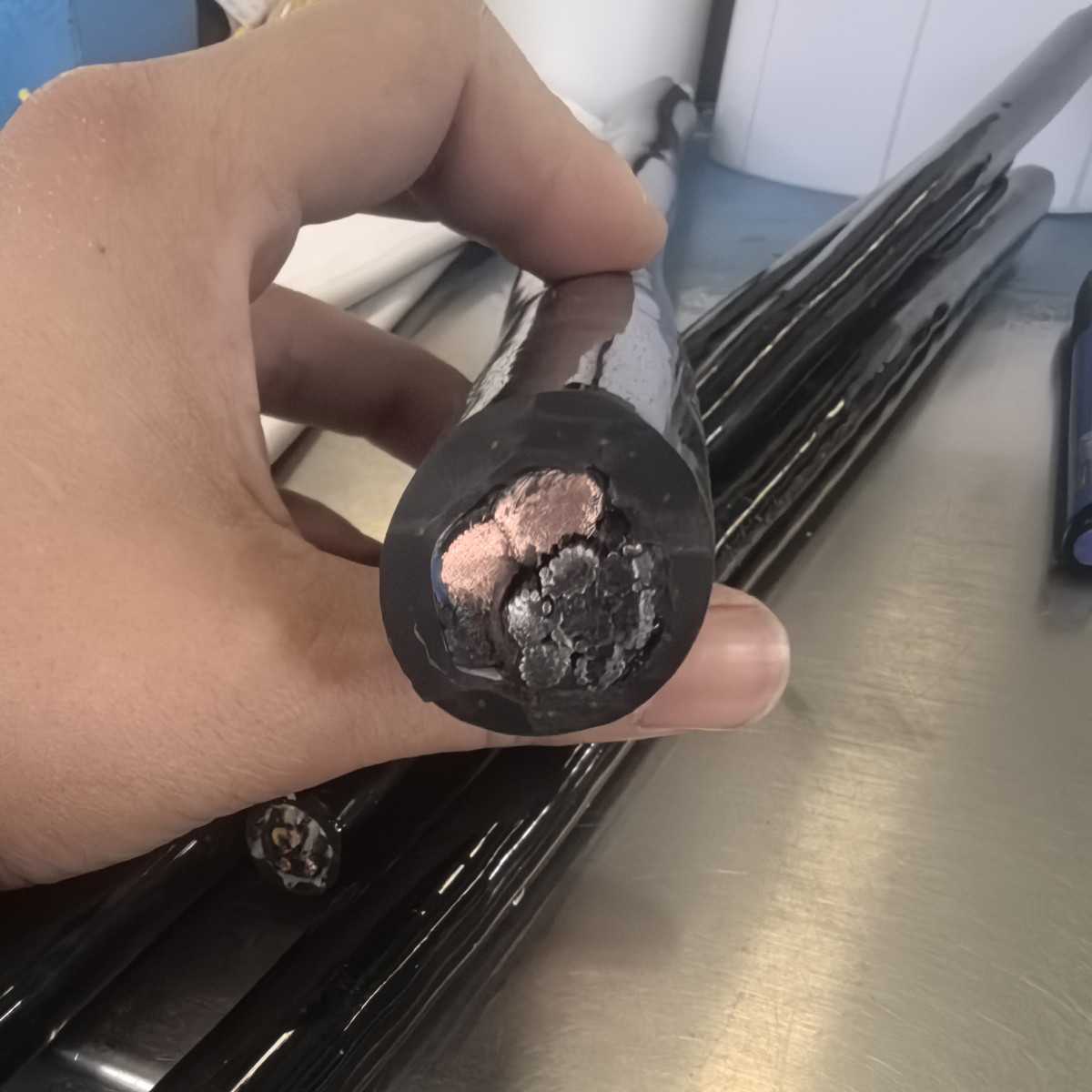 Armored ROV cable cross section with steel wire reinforcement.jpg