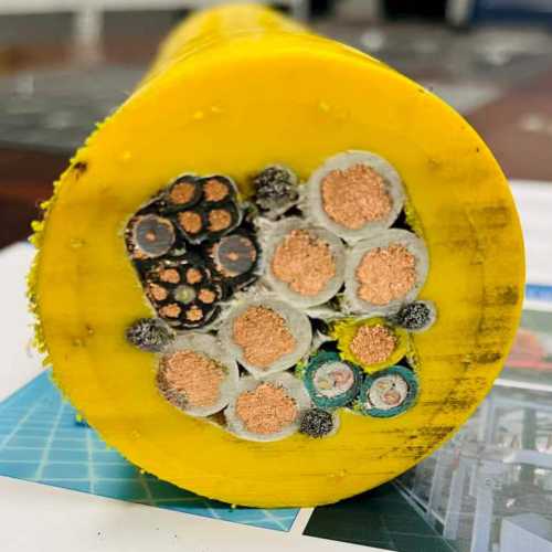 multi-core reeling cable, crane cable.jpg